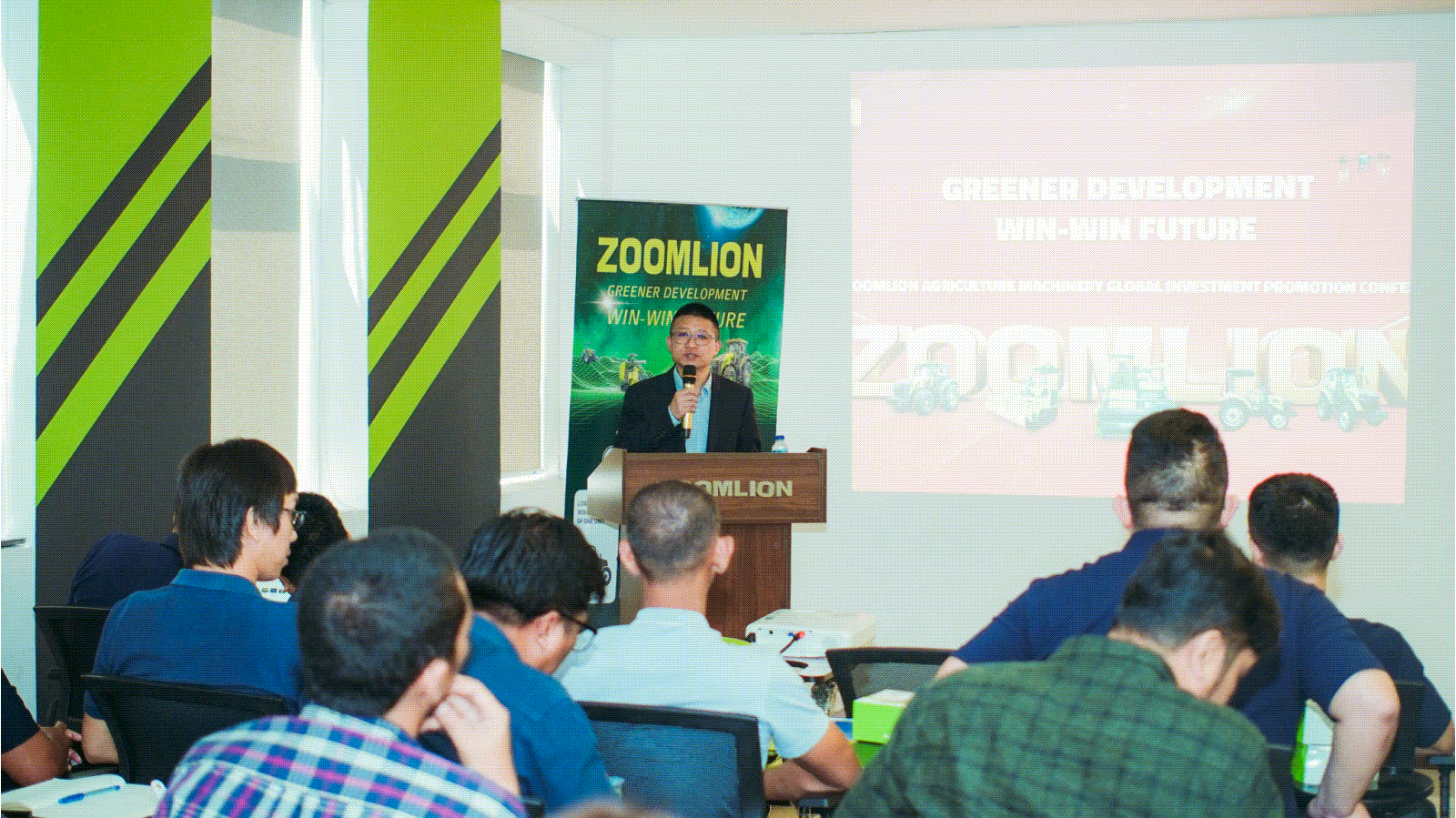 Overseas "Circle of Friends" Expands Again! Zoomlion Agriculture Machinery Achieves Remarkable Results at Indonesia Investment Promotion Conference